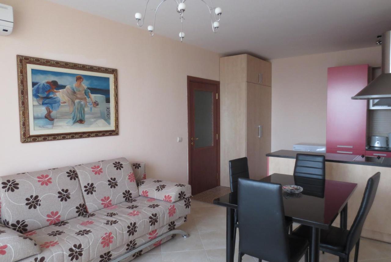 Fantasy Apartments Saint Constantine And Helena Resort Saints Constantine and Helena Exteriér fotografie