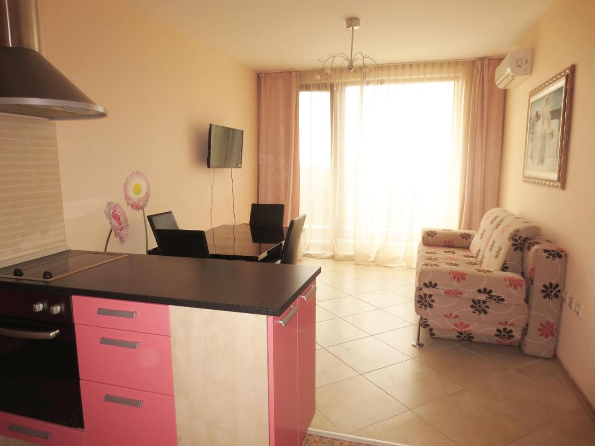 Fantasy Apartments Saint Constantine And Helena Resort Saints Constantine and Helena Exteriér fotografie