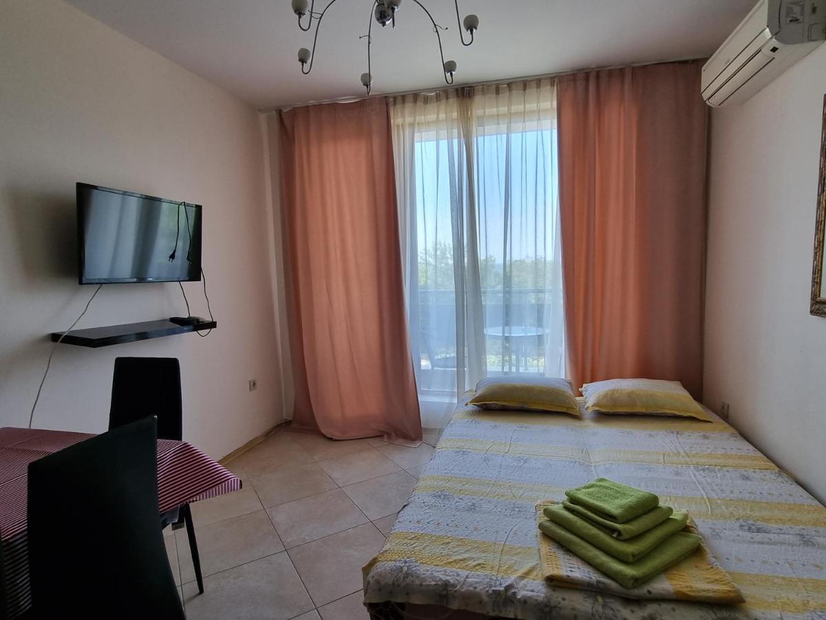 Fantasy Apartments Saint Constantine And Helena Resort Saints Constantine and Helena Exteriér fotografie